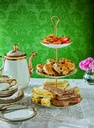 Kirja DOWNTON ABBEY Afternoon Tea Cookbook