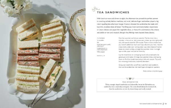 Kirja DOWNTON ABBEY Afternoon Tea Cookbook