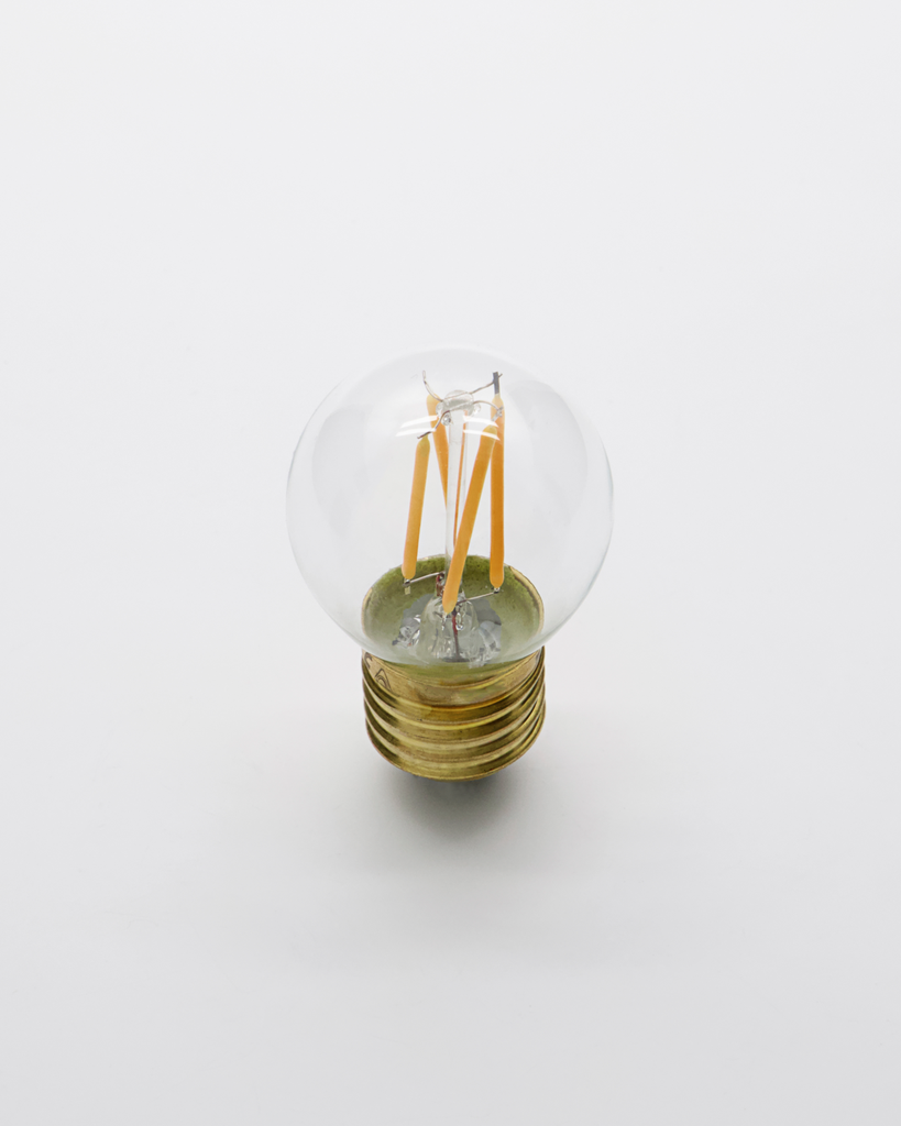 LED- poltin E14