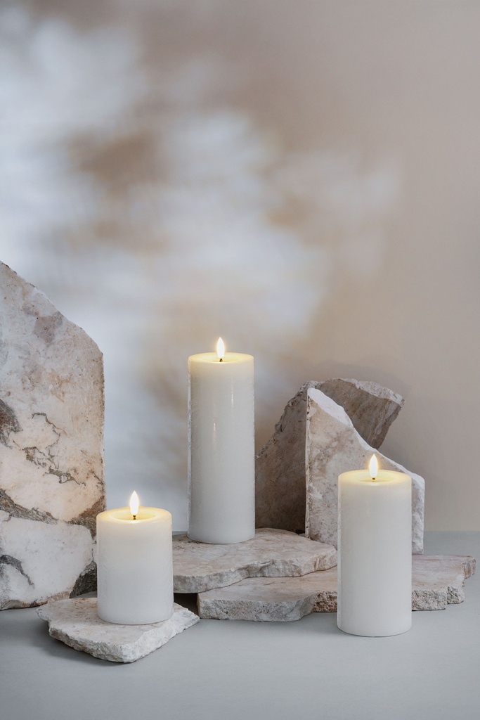 LED kynttilä, Rock, Melted,Classic White,74x150mm 