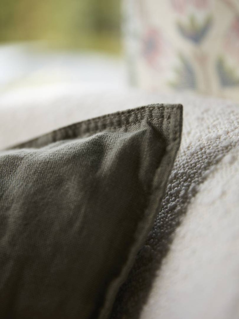 Julie tyynynpäällinen sammaleenvihreä 45x45cm