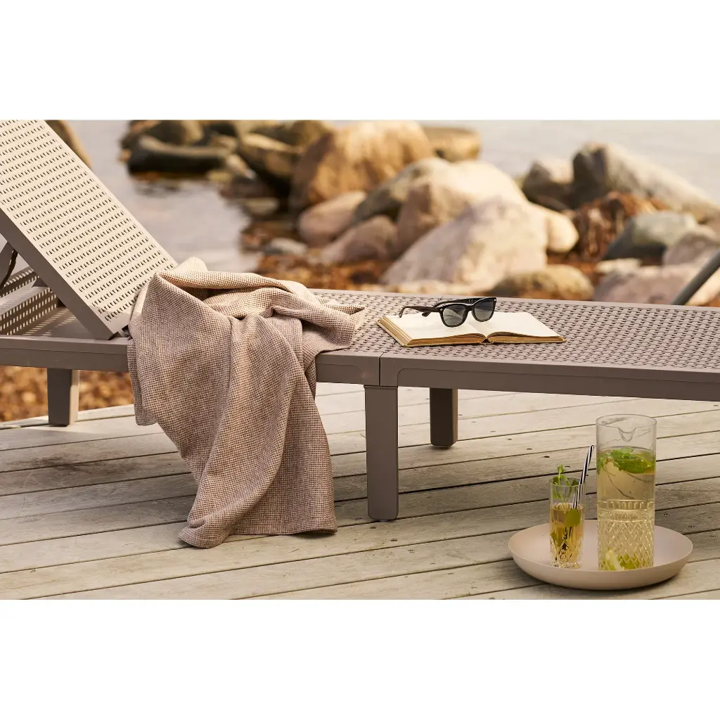 SANDY metallitarjotin – beige 