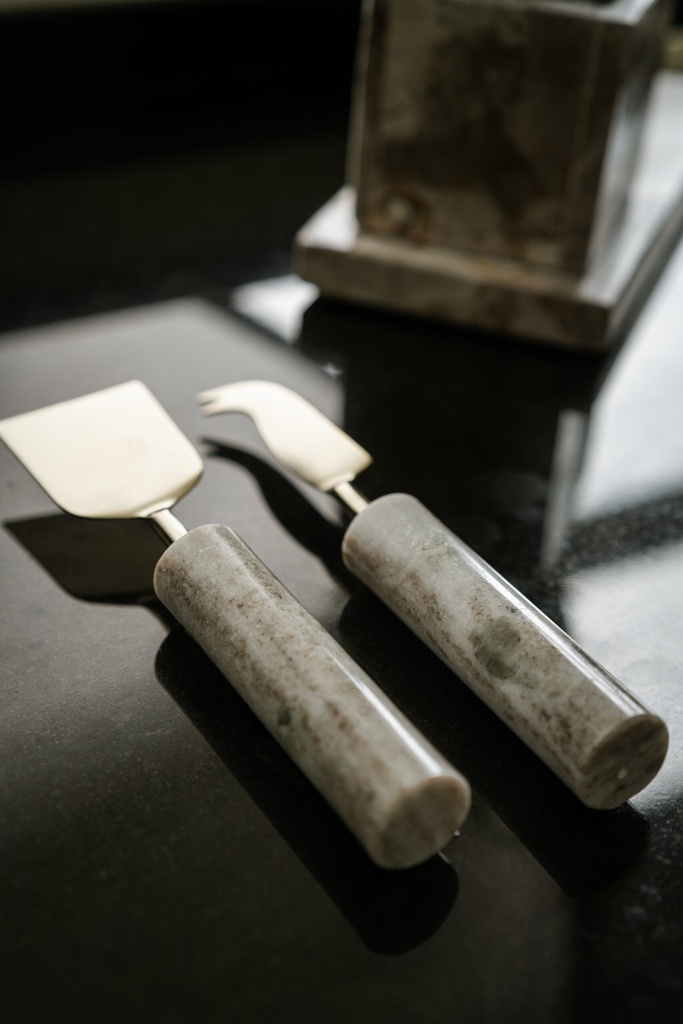 Juustoveitset ROMA kulta-marmori