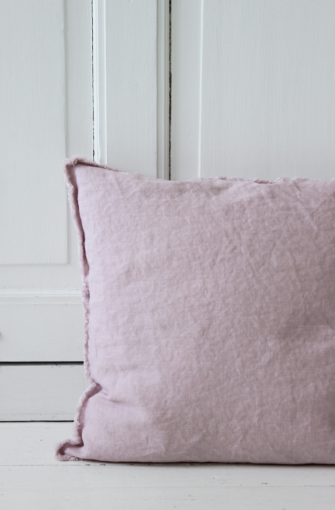 Heaven Pellavatyynyliina hapsureunalla 50x50cm, utuinen roosa