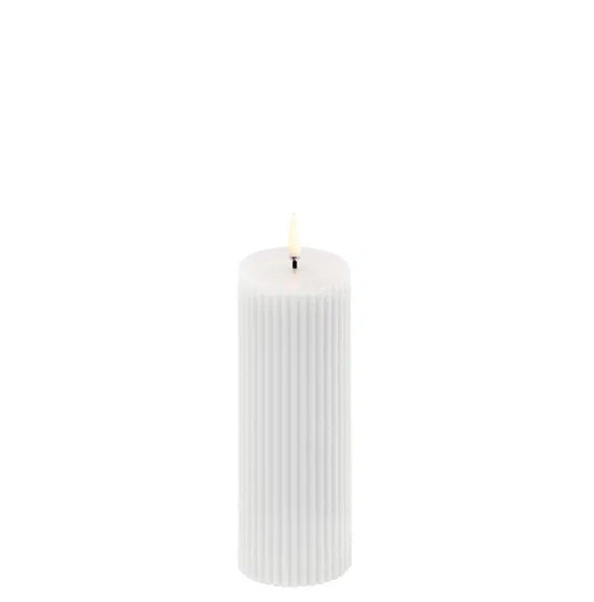 LED kynttilä- uritettu Nordic white 5,8x15cm 