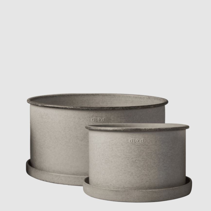 Metalli ruukku matala alusella M beige 