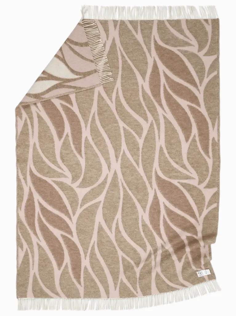 Rosa Lehtikuvioinen villa-viltti