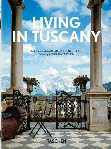 [TA1609] Kirja LIVING IN TUSCANY. 40 SERIES