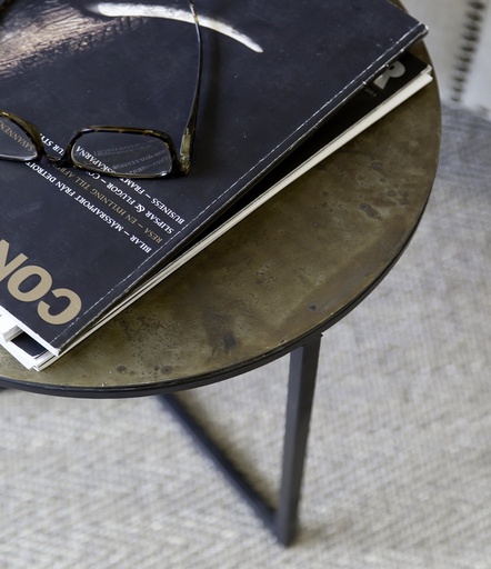 [06-24542] Sivupöytä JUNO 3 kpl setti vintage brass