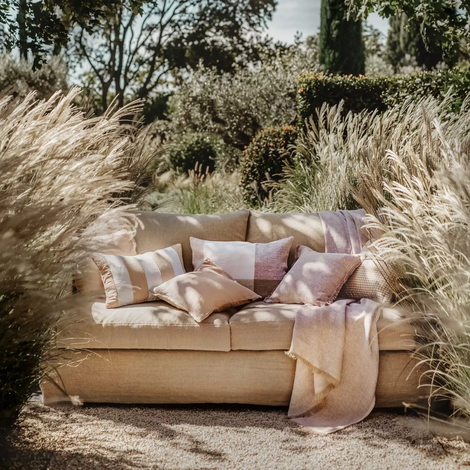 [KL100_01_T4] Sohva BROOKLYN 4-istuttava, beige