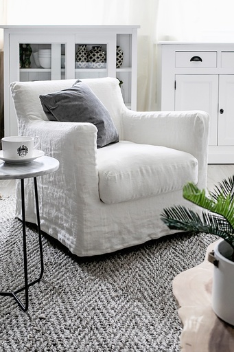 [179004F] Nojatuoli BAYLIE Newlin valkoinen